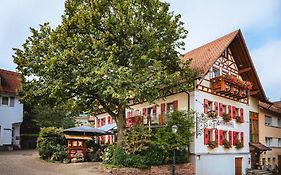 Landgasthaus Zur Linde, Neusatz
